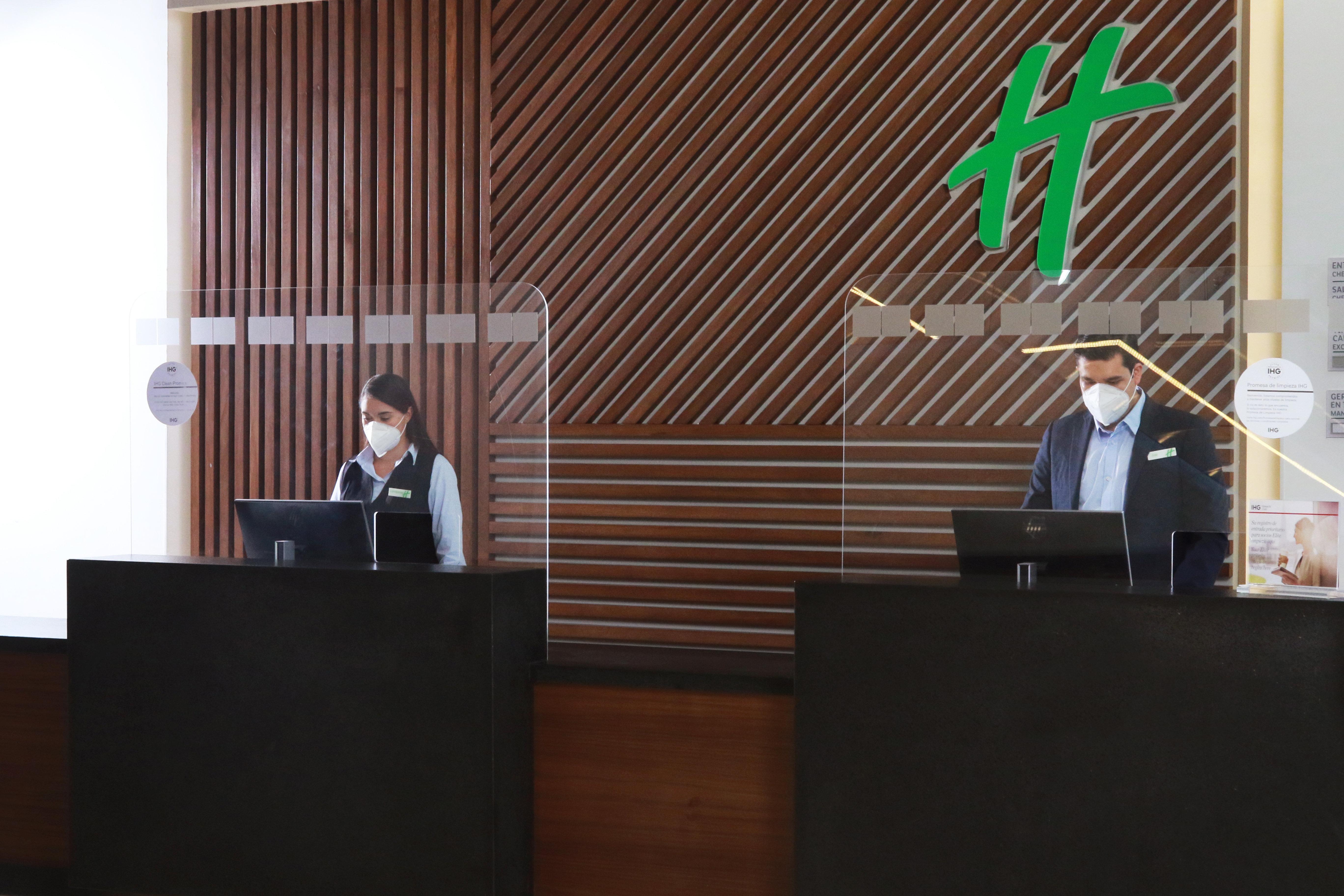 Holiday Inn & Suites - Puerto Vallarta Marina & Golf By Ihg Bagian luar foto