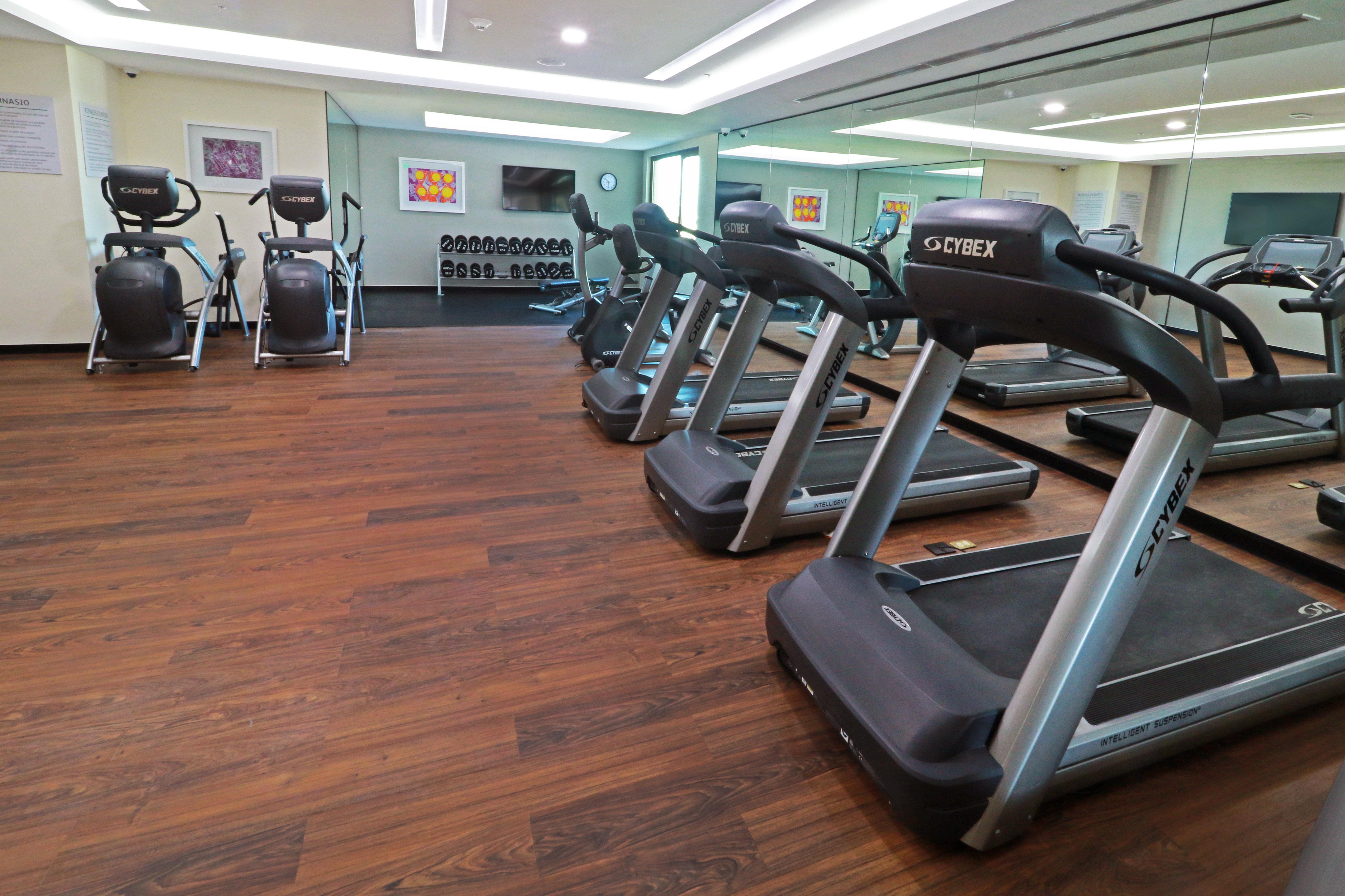 Holiday Inn & Suites - Puerto Vallarta Marina & Golf By Ihg Bagian luar foto