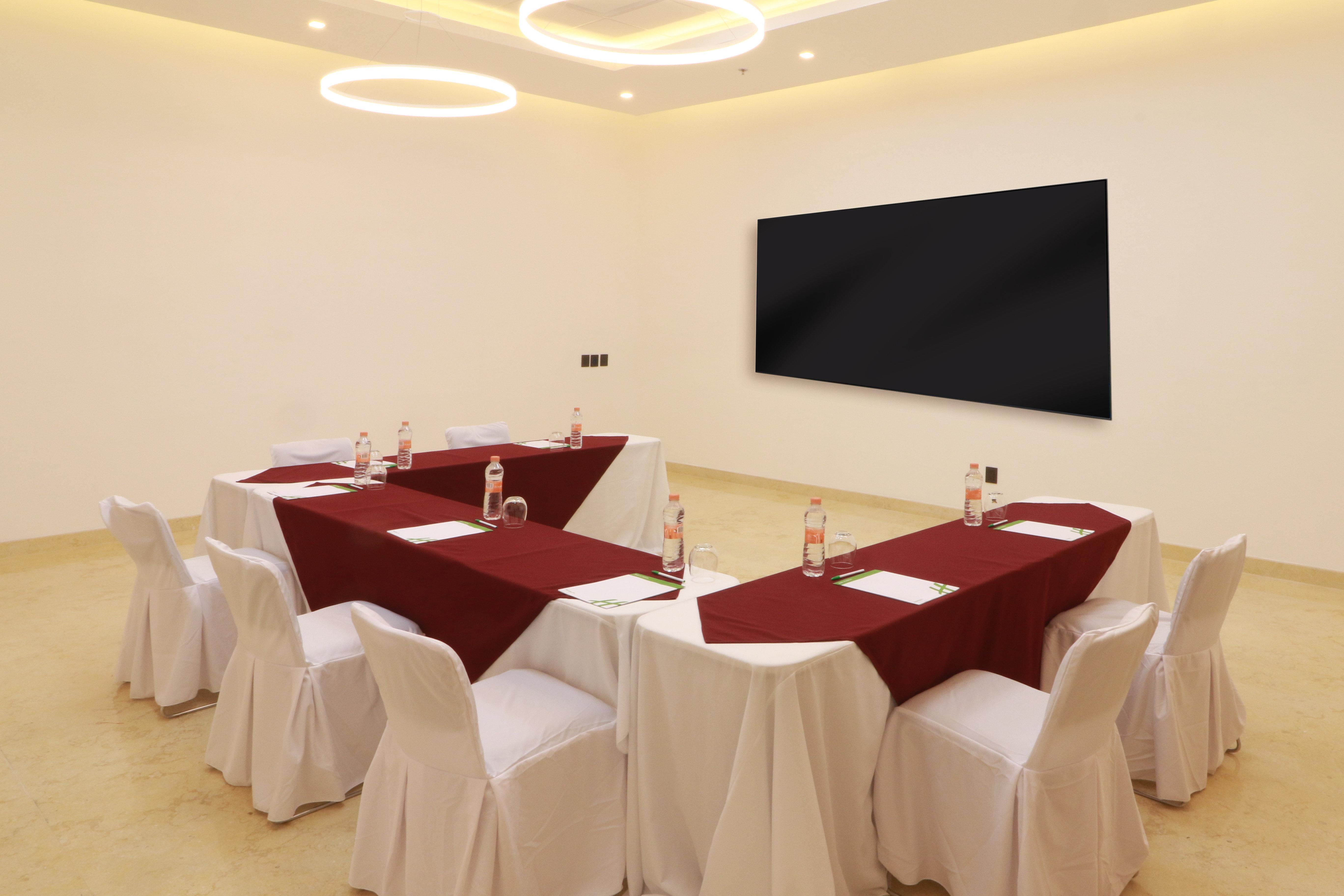 Holiday Inn & Suites - Puerto Vallarta Marina & Golf By Ihg Bagian luar foto