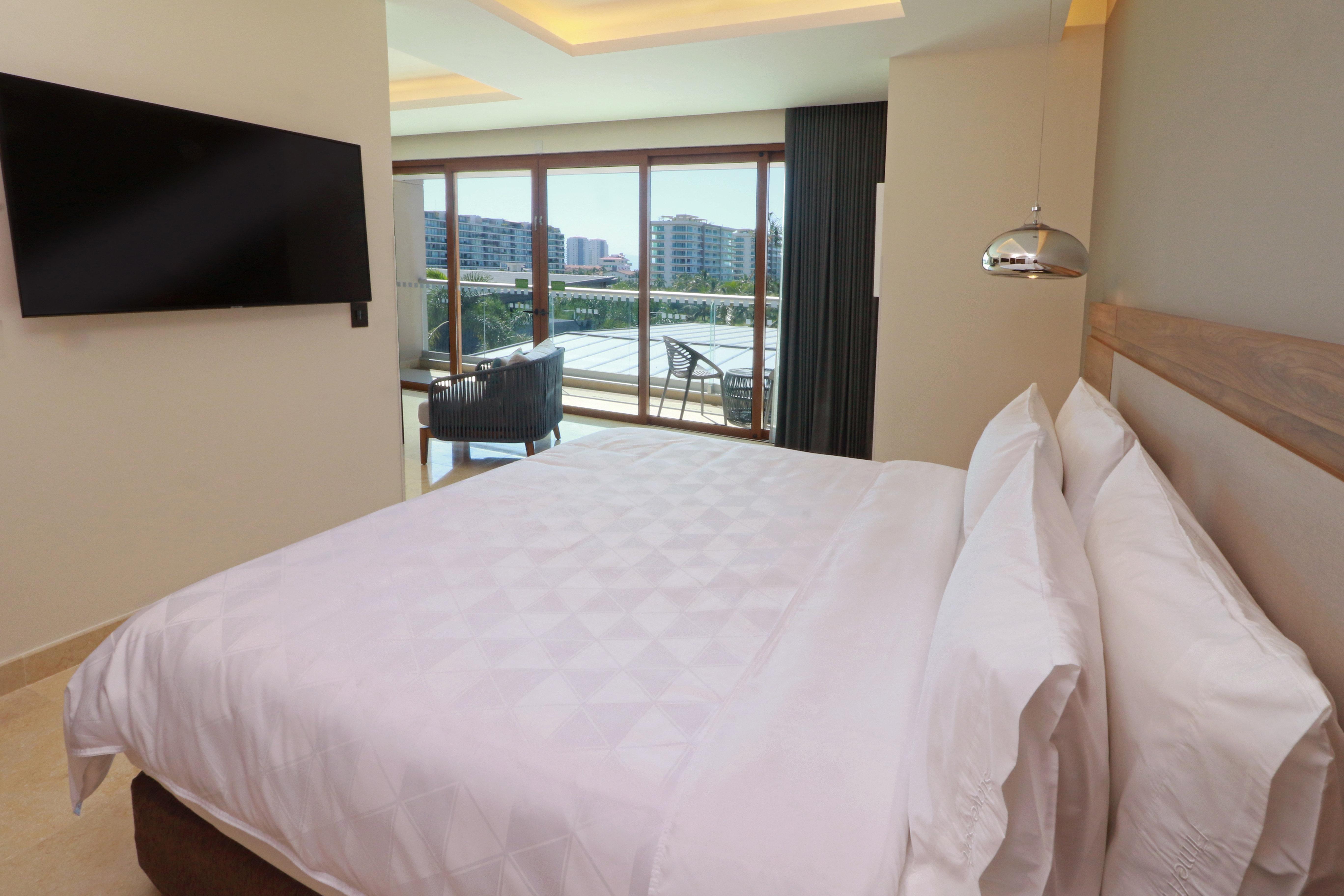 Holiday Inn & Suites - Puerto Vallarta Marina & Golf By Ihg Bagian luar foto