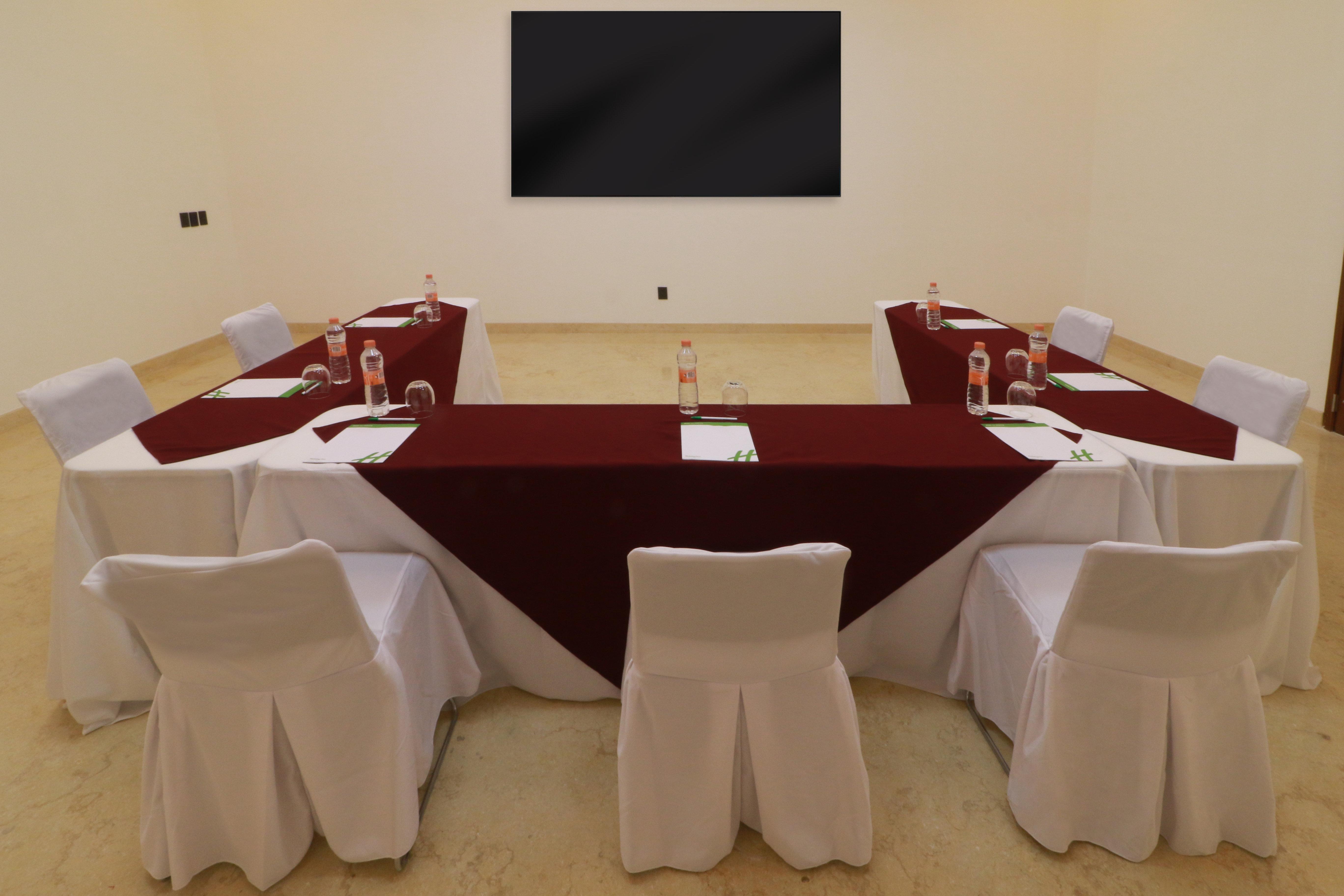Holiday Inn & Suites - Puerto Vallarta Marina & Golf By Ihg Bagian luar foto