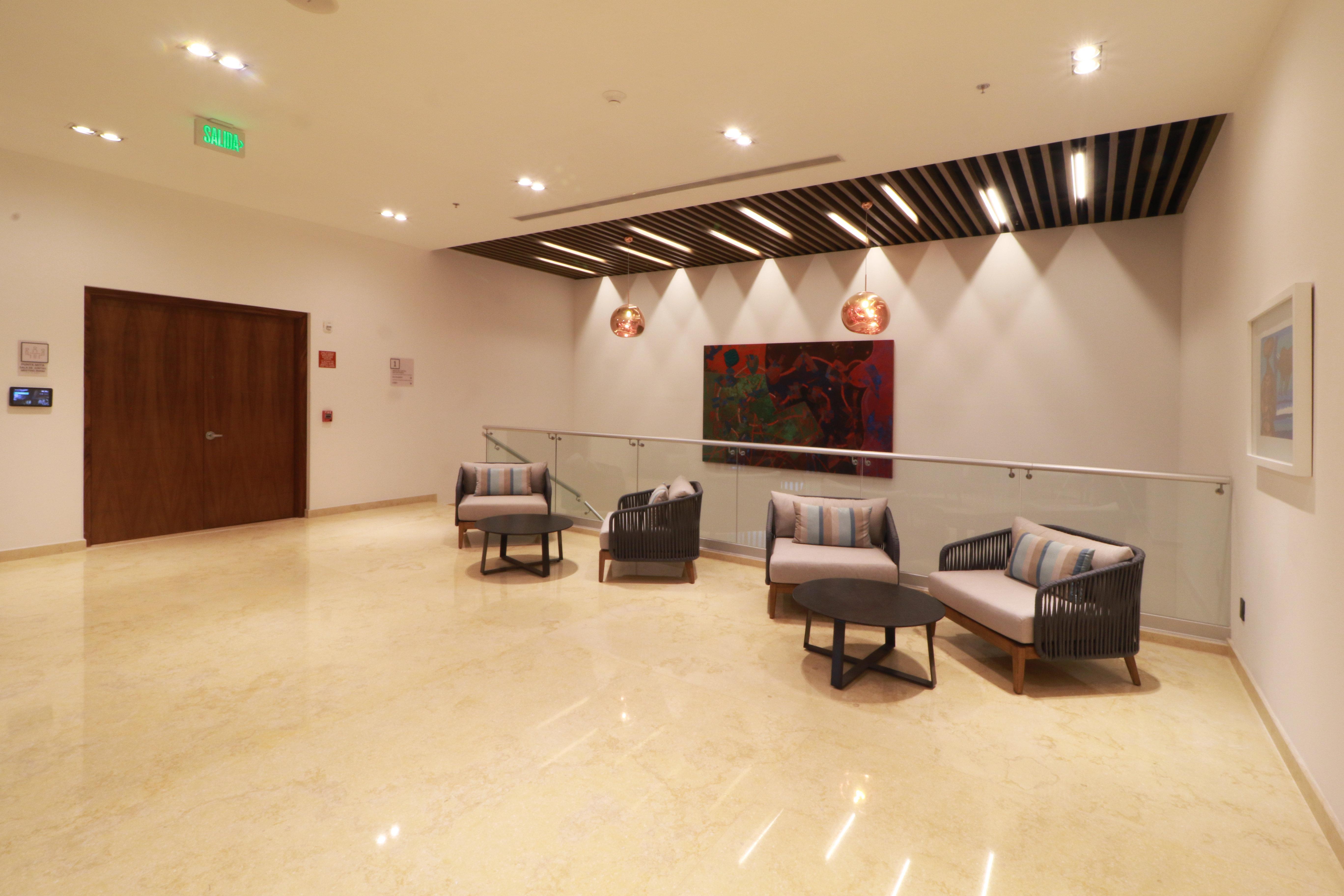 Holiday Inn & Suites - Puerto Vallarta Marina & Golf By Ihg Bagian luar foto
